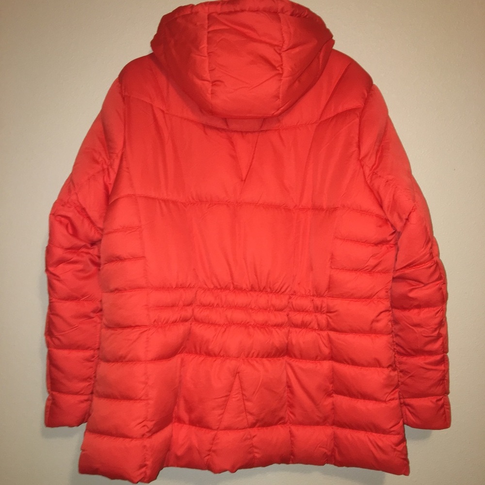 Thick Coat - Picture 2 of 2